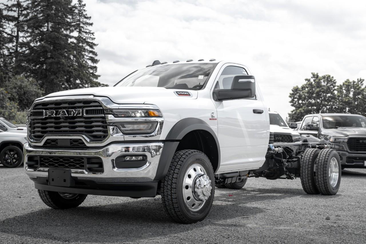 2026 RAM 5500 Chassis Tradesman/Big Horn T293463