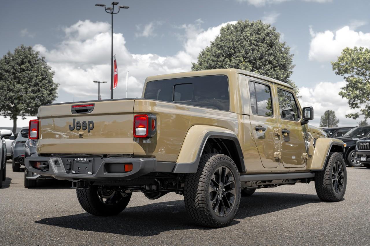 2025 Jeep Gladiator Sport S LC3002