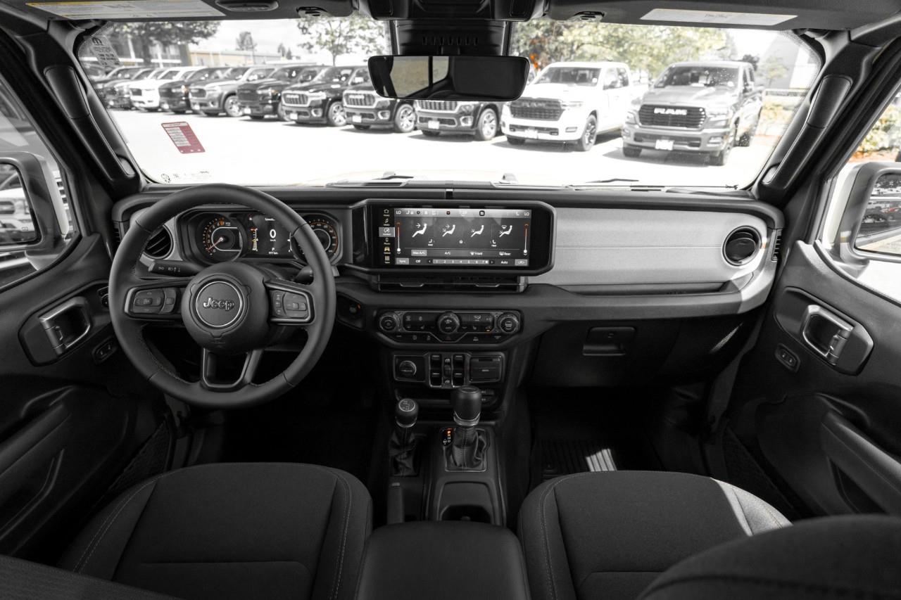2025 Jeep Gladiator Sport S LC3002
