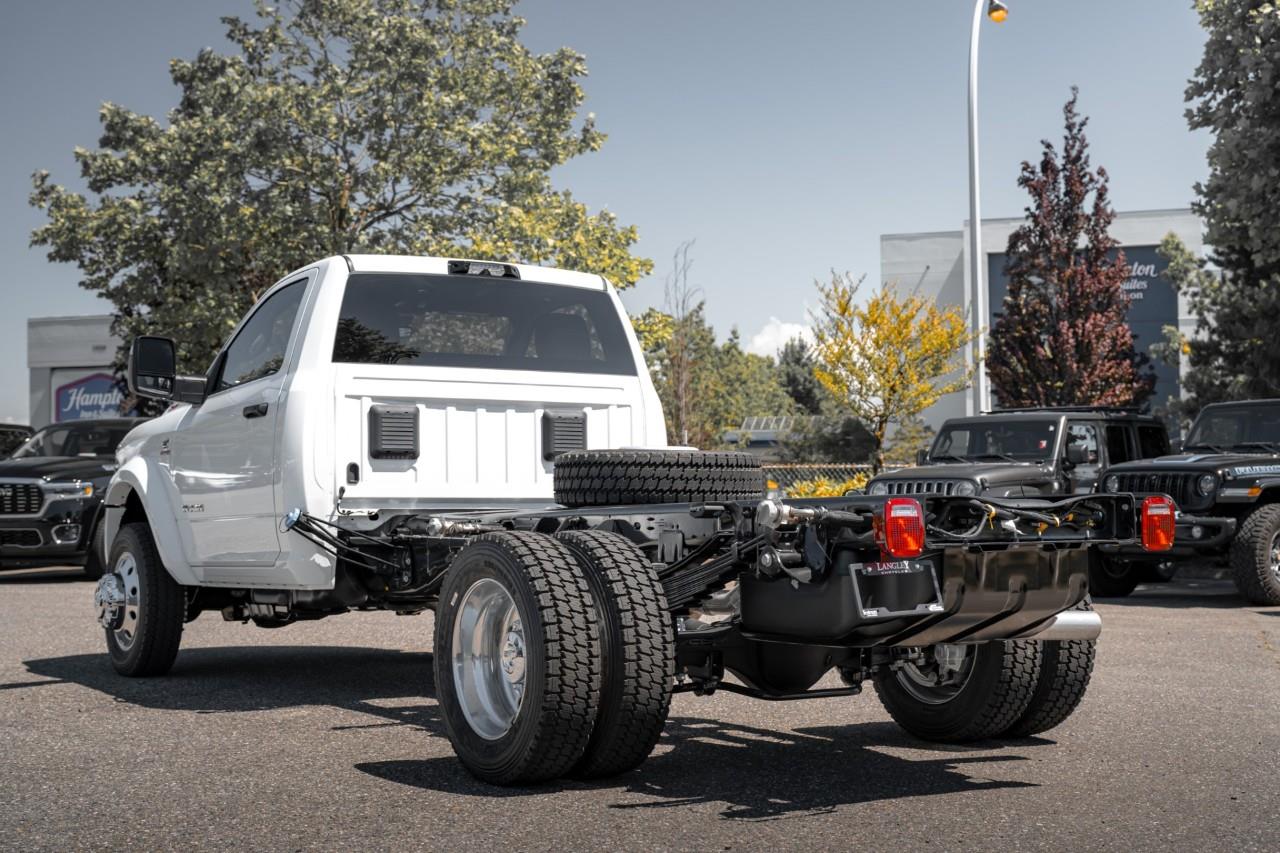 2026 RAM 5500 Chassis Tradesman/Big Horn T307985