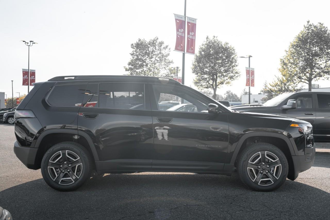 2026 Jeep Cherokee Laredo/Limited T269182