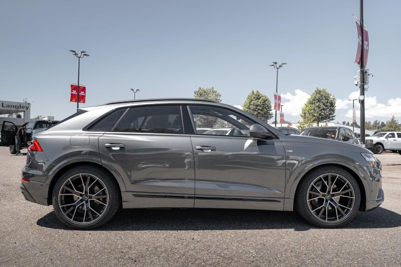2022 Audi Q8 55 Technik LC2991