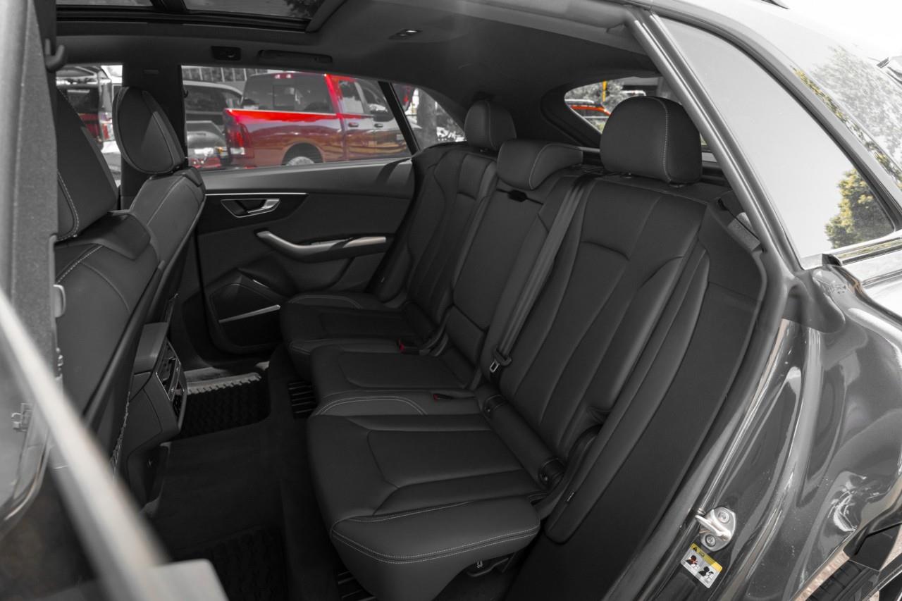 2022 Audi Q8 55 Technik LC2991