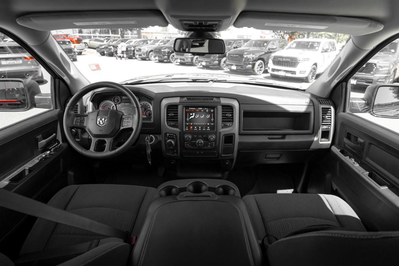 2021 RAM 1500 Classic Tradesman T228231A