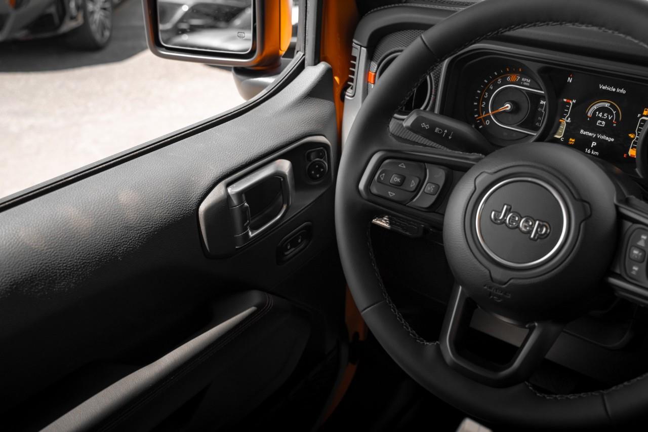 2026 Jeep Wrangler Rubicon T302535