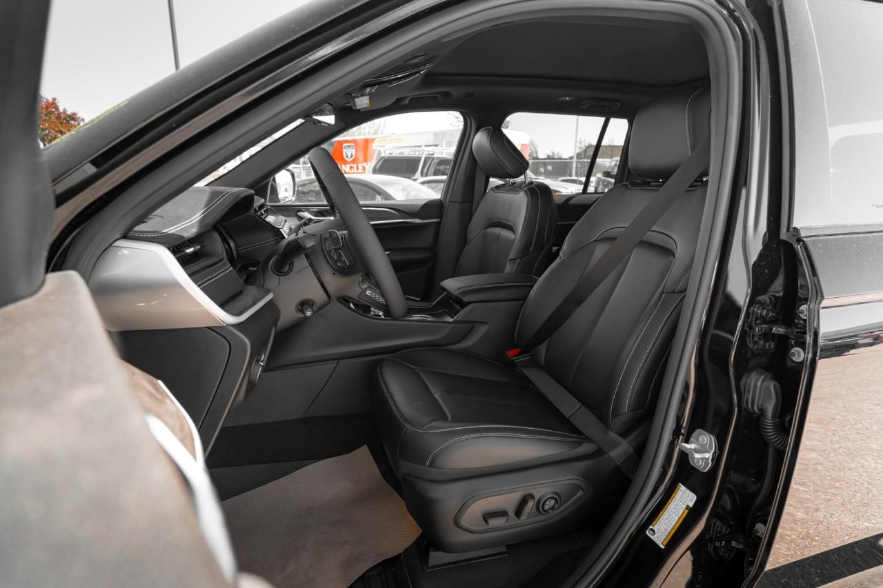 2026 Jeep Grand Cherokee  T302423