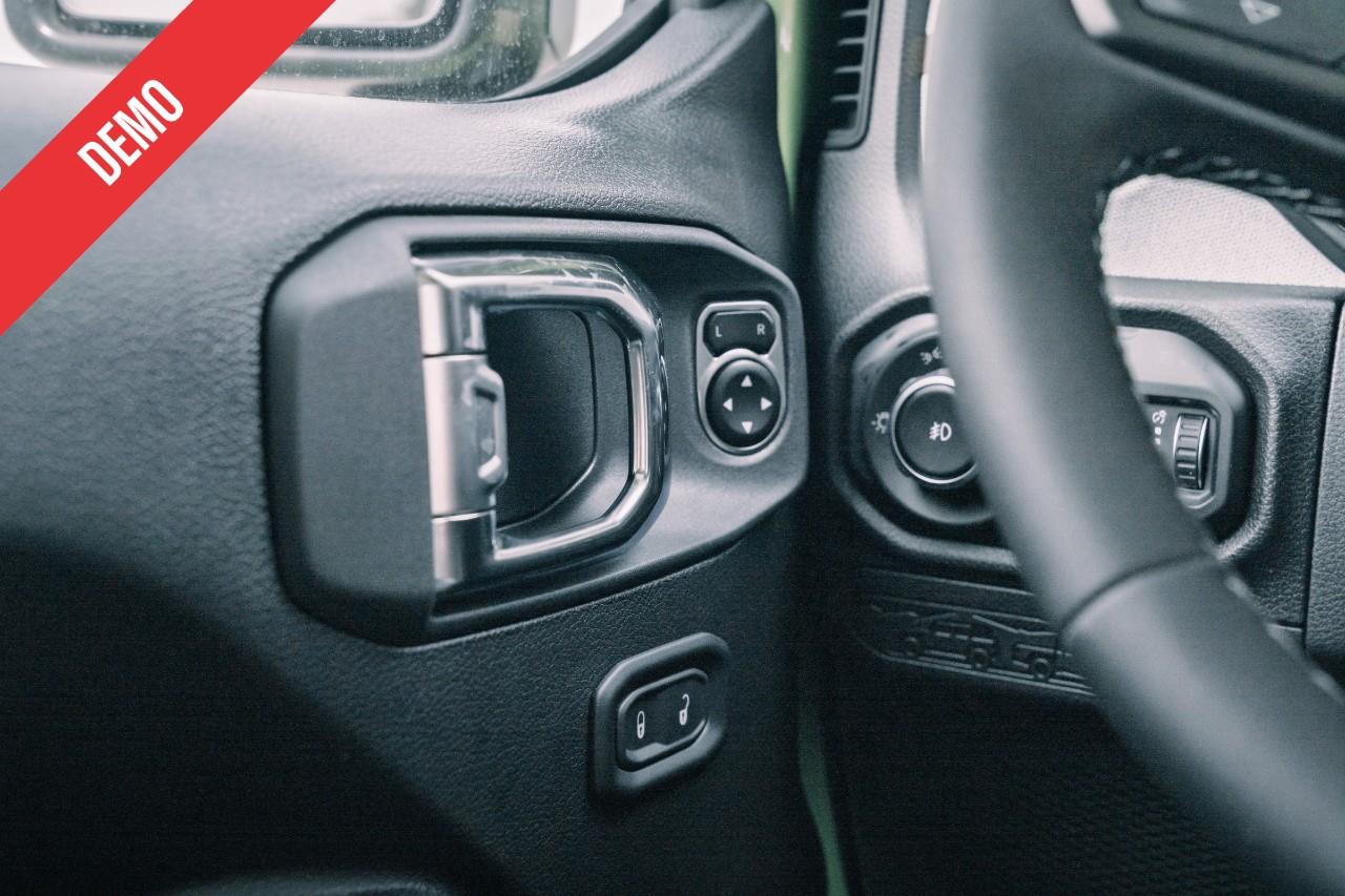 2025 Jeep Wrangler Sport S621370