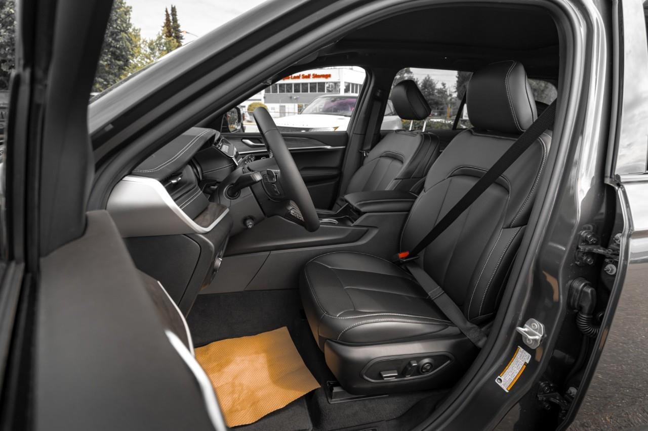 2026 Jeep Grand Cherokee  T302422
