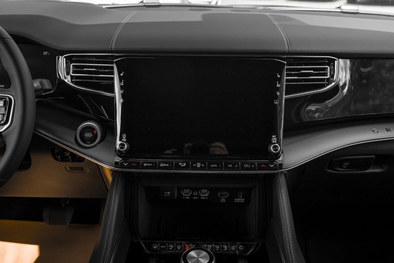 2026 Jeep Grand Wagoneer L Summit T191714