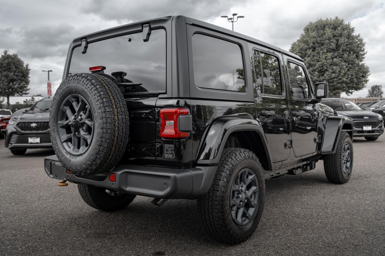 2026 Jeep Wrangler Sport T323006