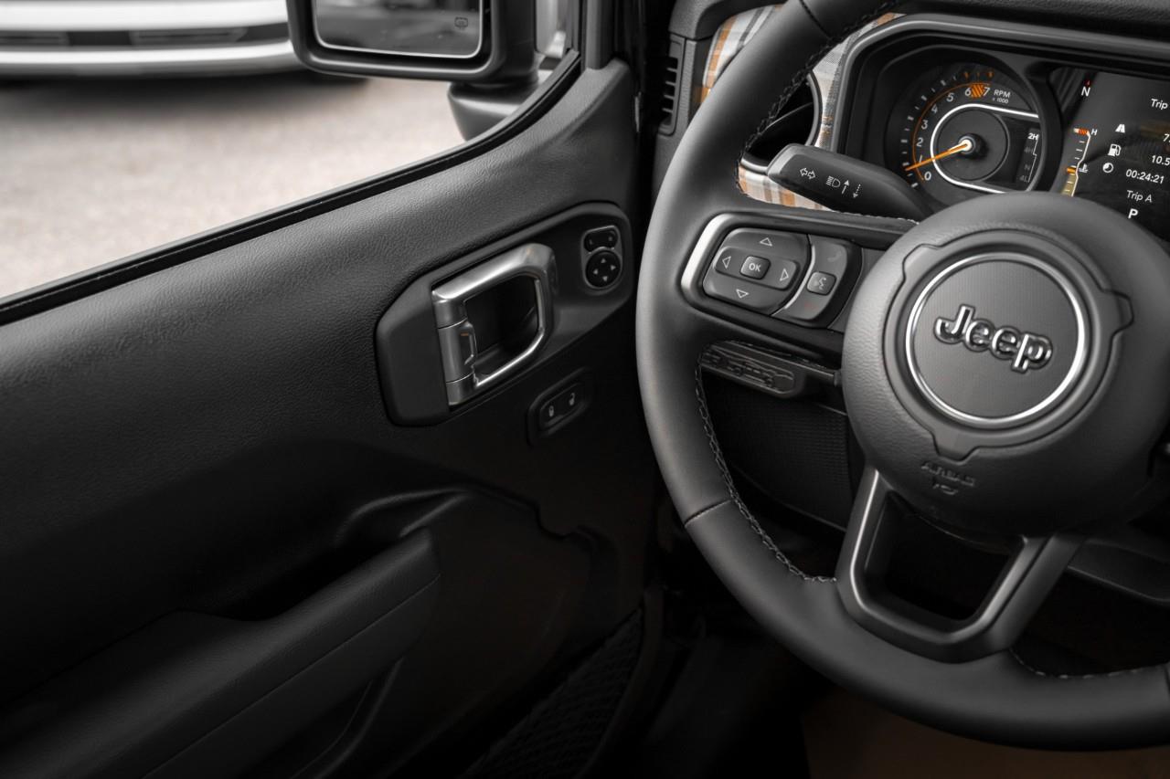 2026 Jeep Wrangler Sport T323006