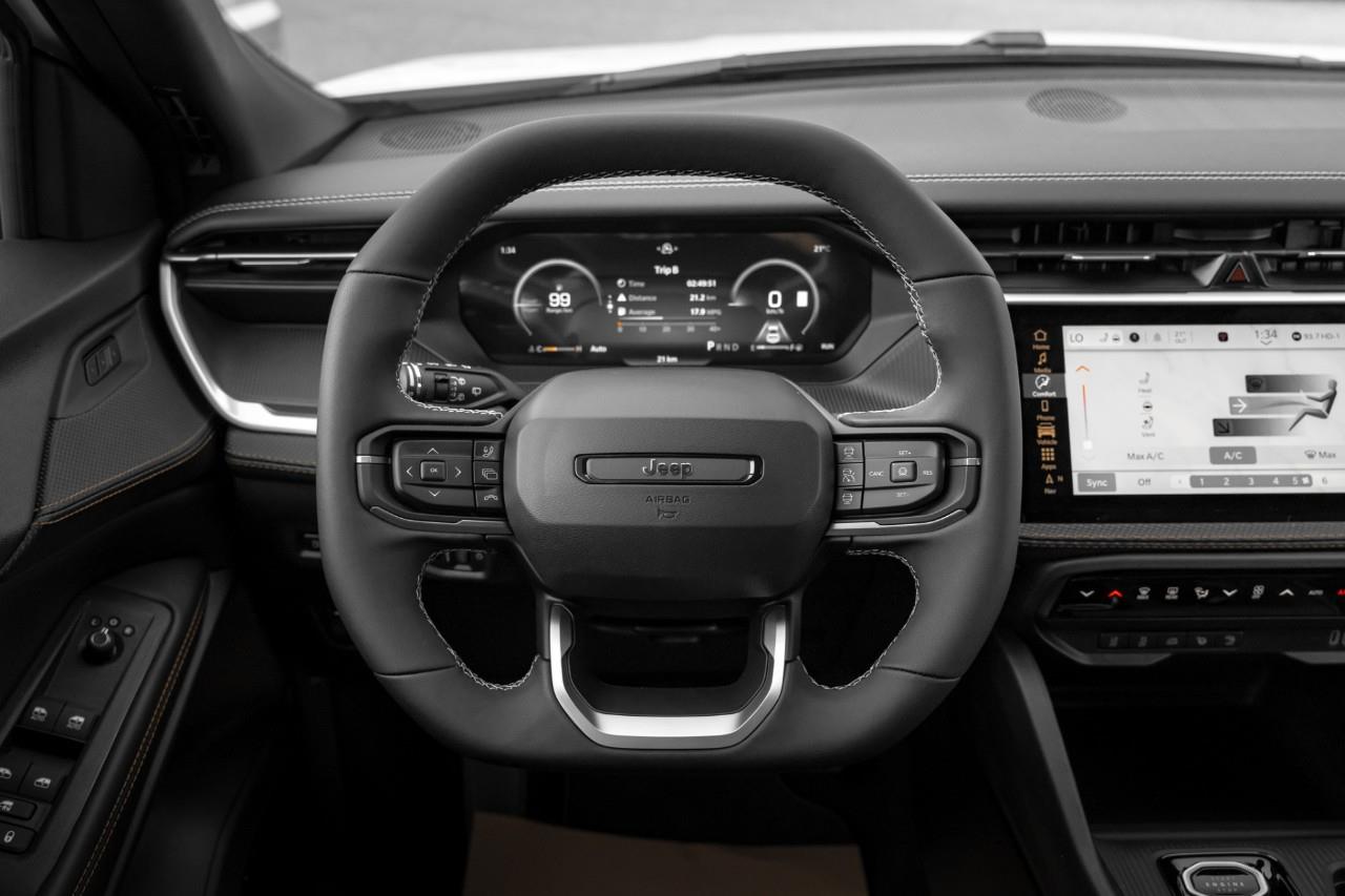 2026 Jeep Cherokee Overland T283070