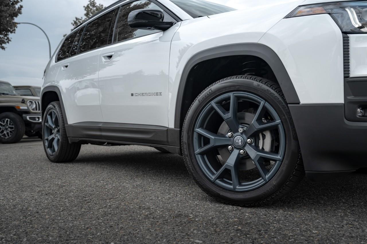 2026 Jeep Cherokee Laredo/Limited T264403