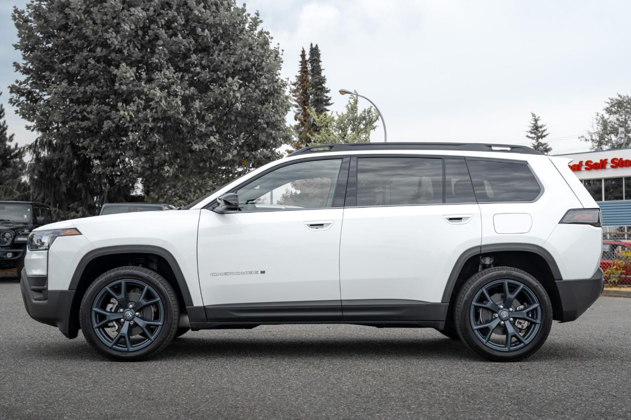 2026 Jeep Cherokee Laredo/Limited T264403