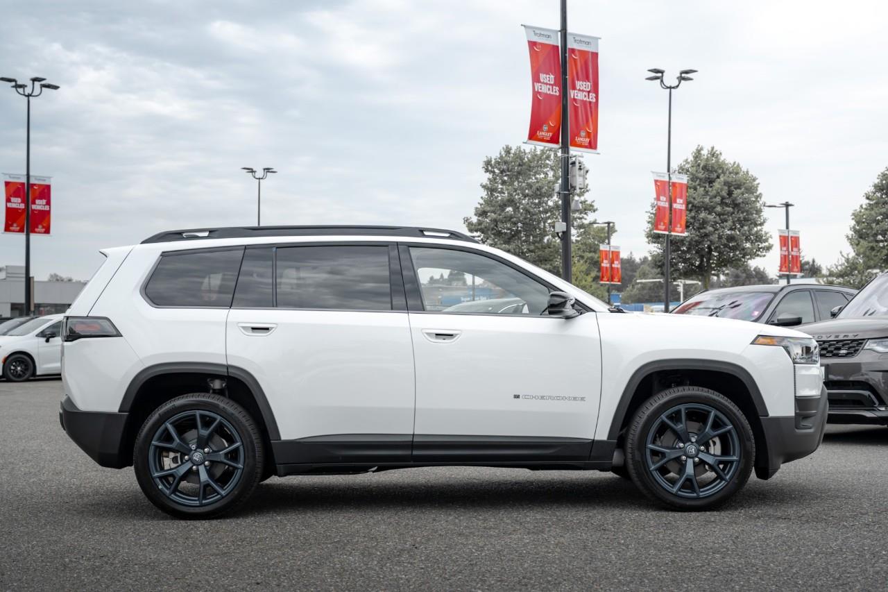 2026 Jeep Cherokee Laredo/Limited T264403