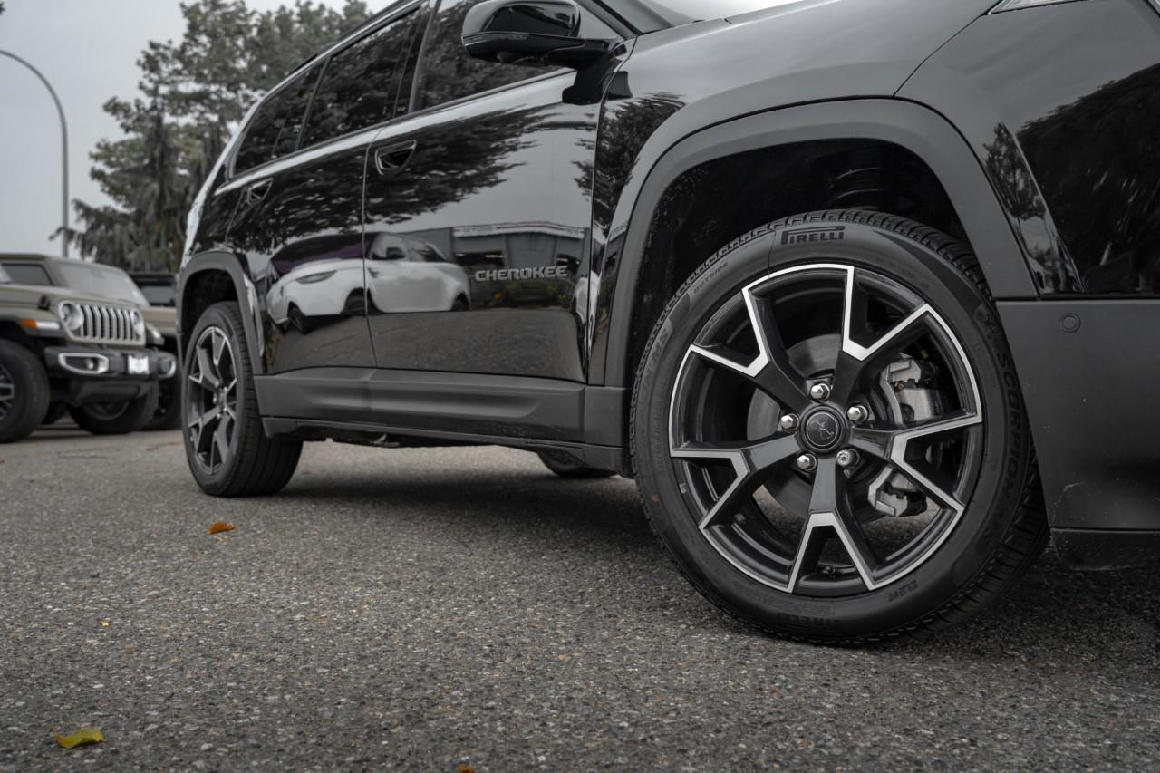 2026 Jeep Cherokee Overland T263636