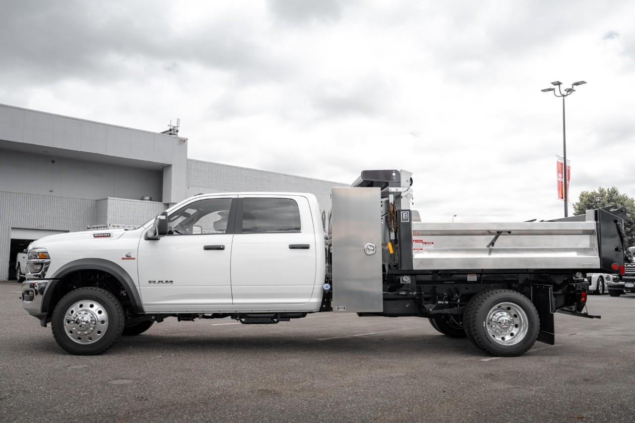 2026 RAM 5500 Chassis Tradesman/Big Horn T288432
