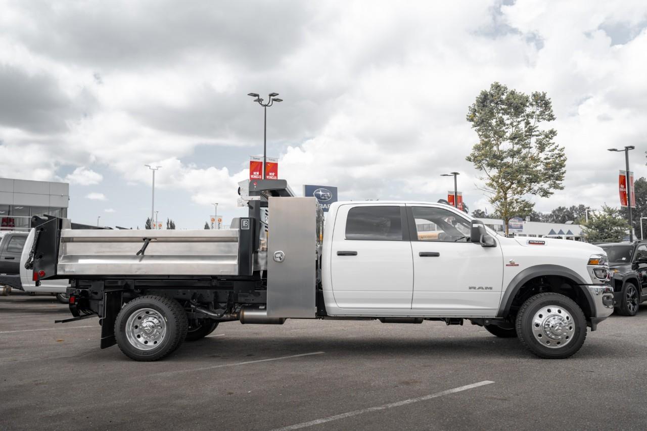 2026 RAM 5500 Chassis Tradesman/Big Horn T288432