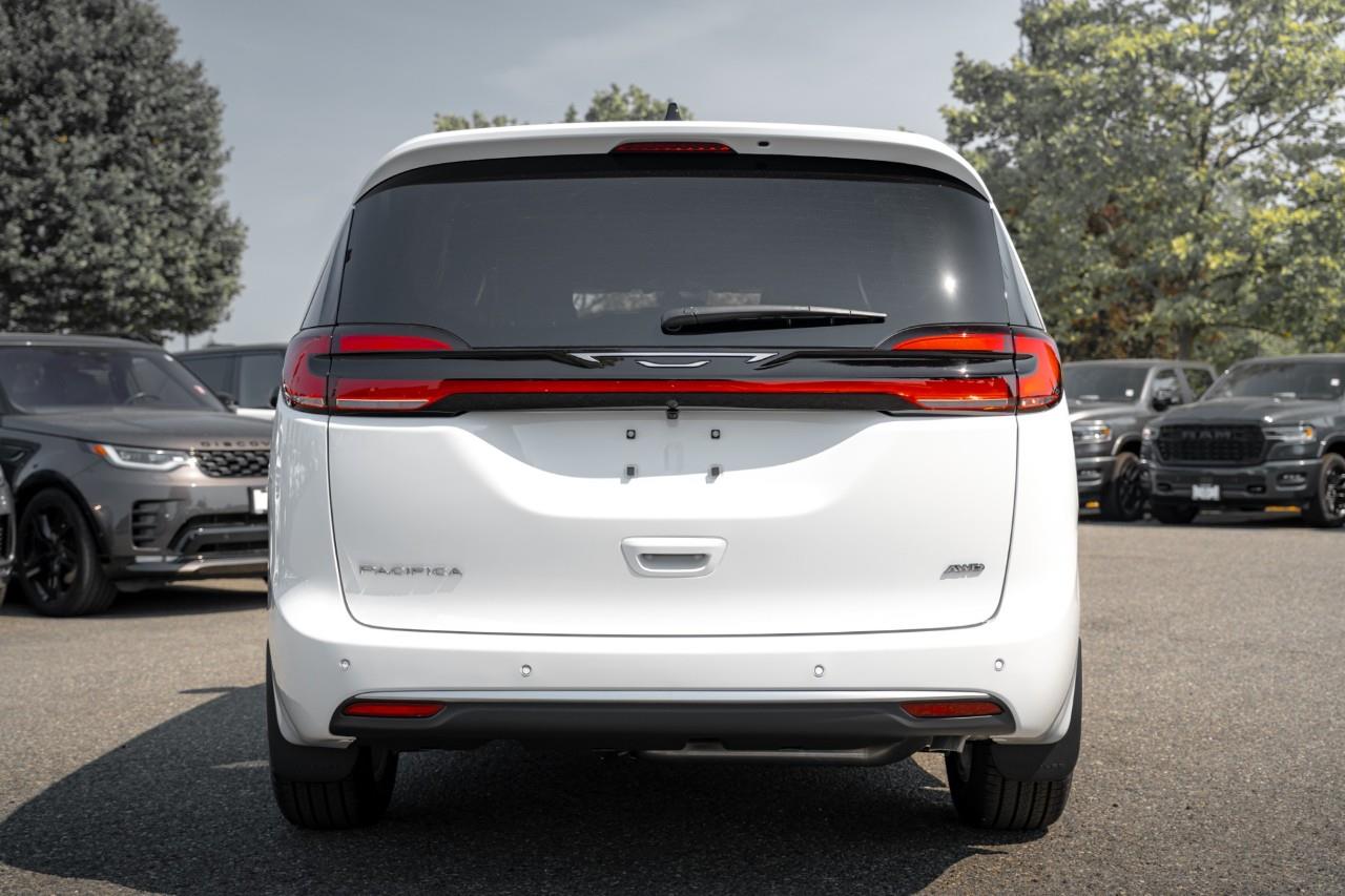 2027 Chrysler Pacifica Select V585076