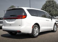 2027 Chrysler Pacifica Select V585076