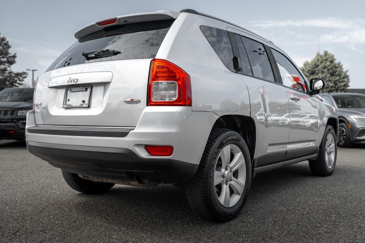 2011 Jeep Compass Sport/North LC3006A