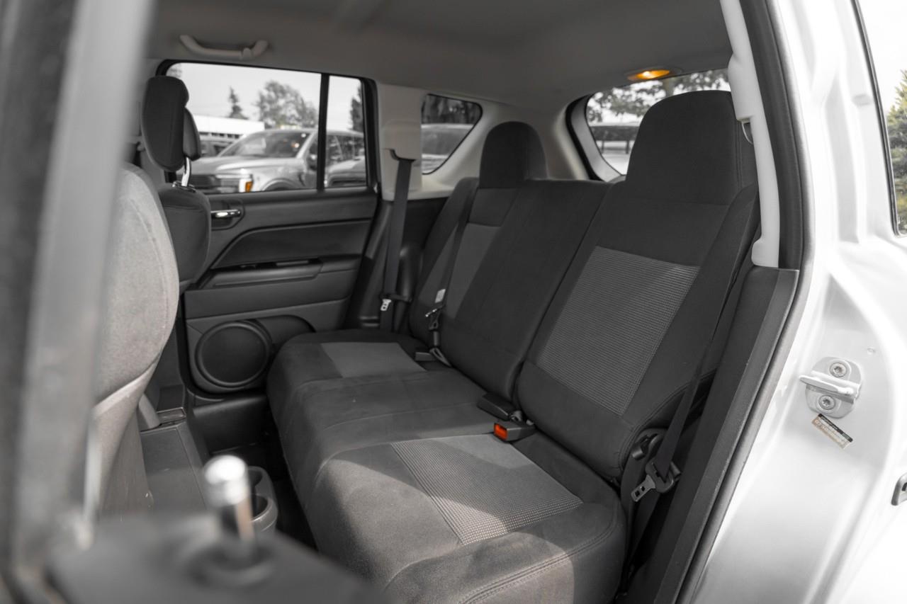 2011 Jeep Compass Sport/North LC3006A