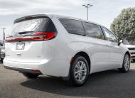 2027 Chrysler Pacifica Select V585043