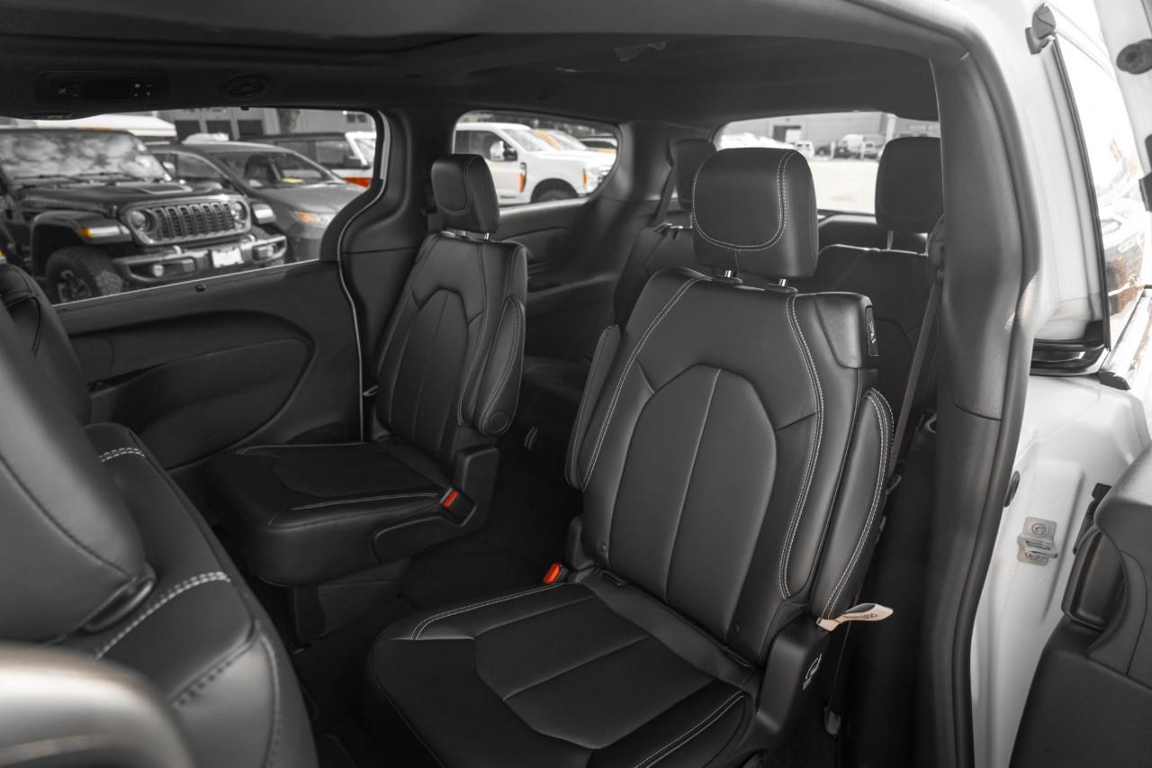 2027 Chrysler Pacifica Select V585043