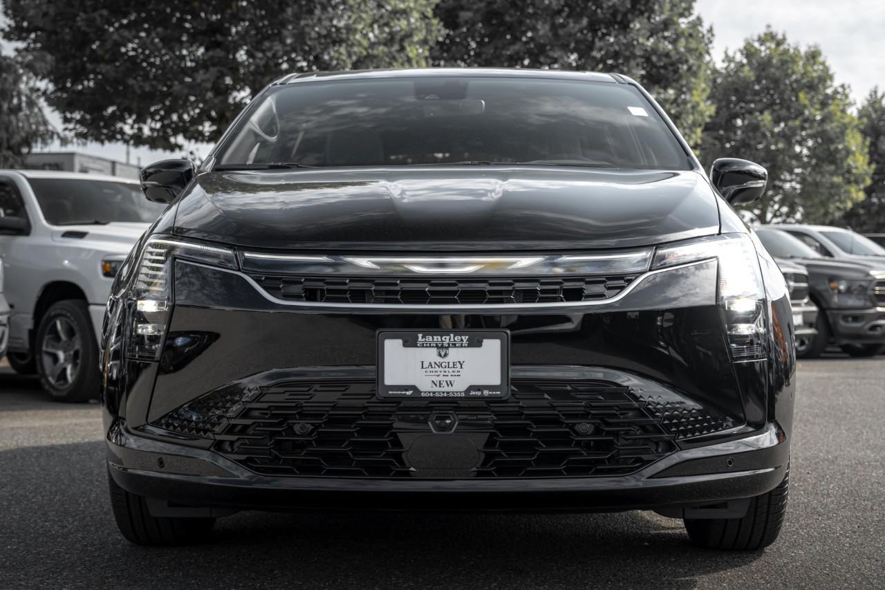 2027 Chrysler Pacifica Select V585044