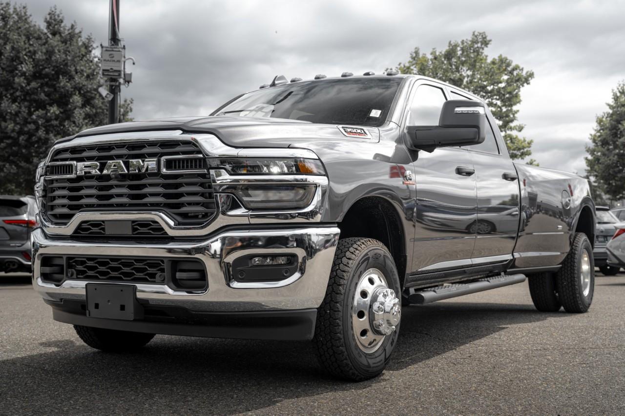 2026 RAM 3500 Tradesman T212392