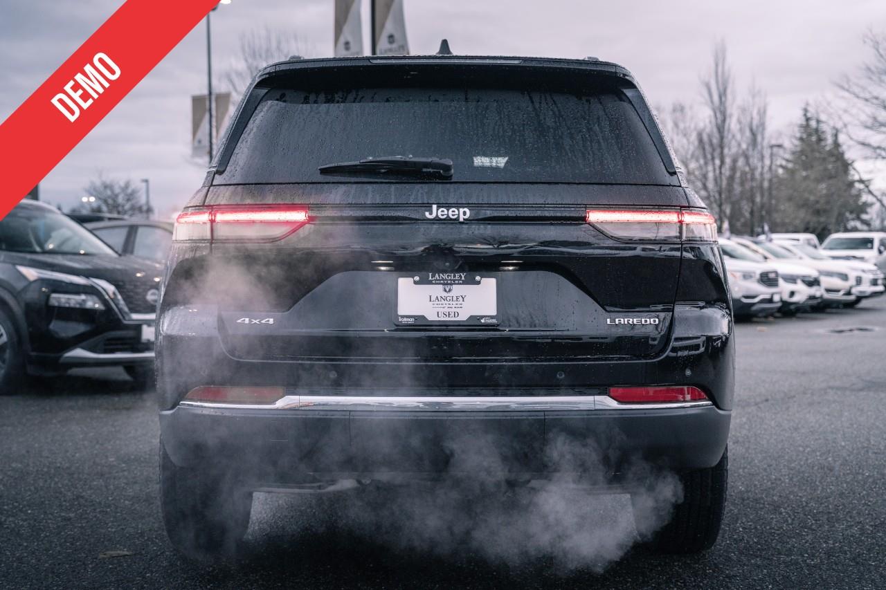 2024 Jeep Grand Cherokee Laredo LC2819