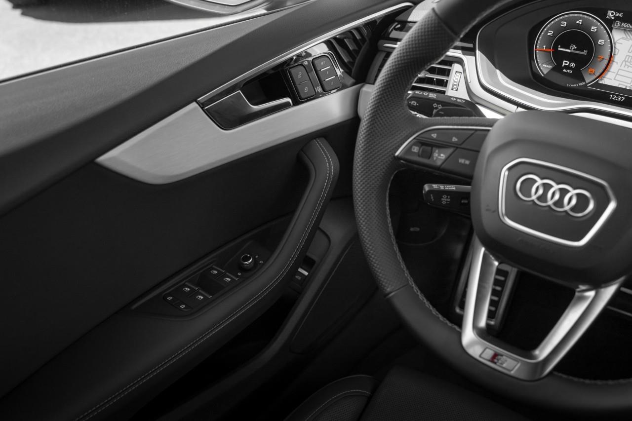 2024 Audi A5 45 Progressiv LC3042