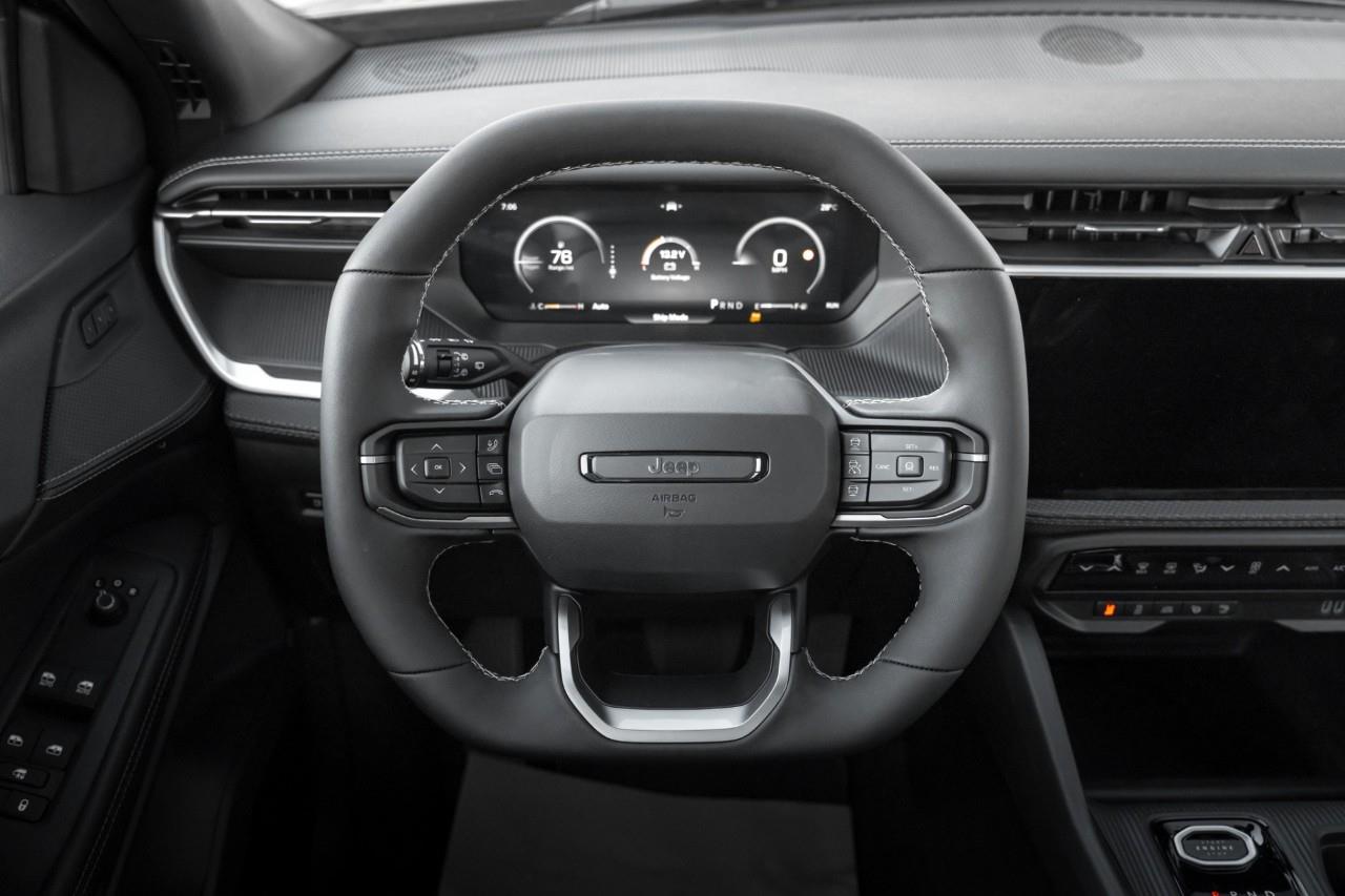 2026 Jeep Cherokee Overland T262719