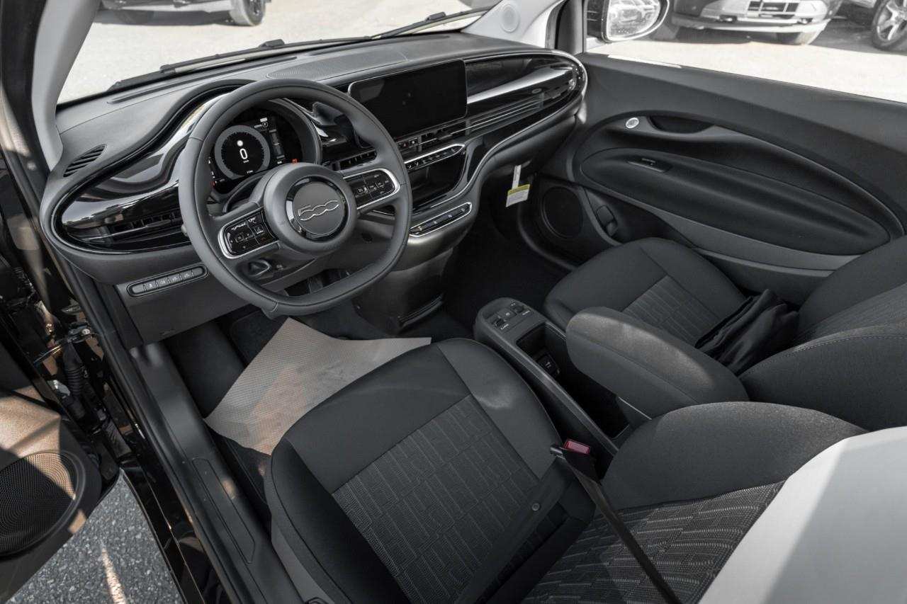 2026 Fiat 500e  T279511
