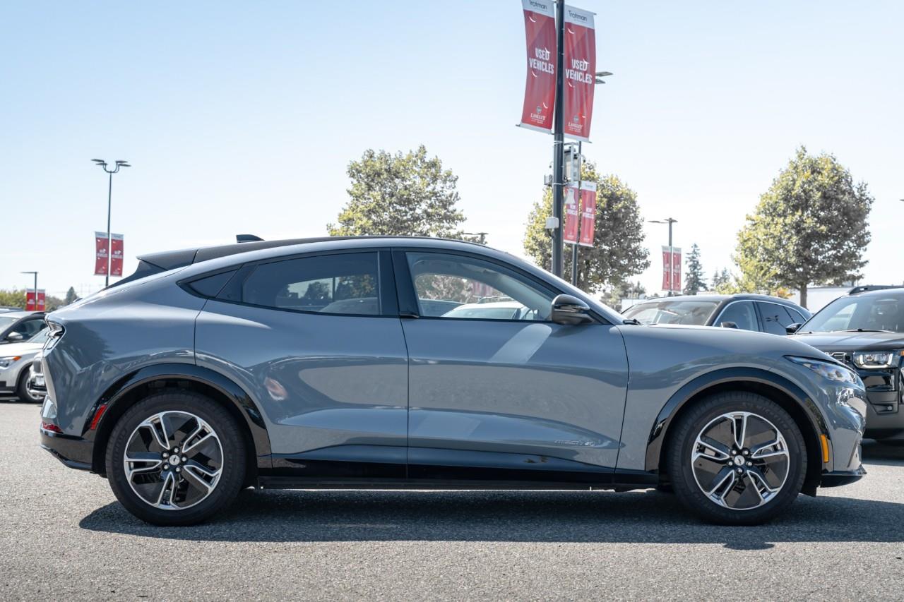 2023 Ford Mustang Mach-E Premium LC3058