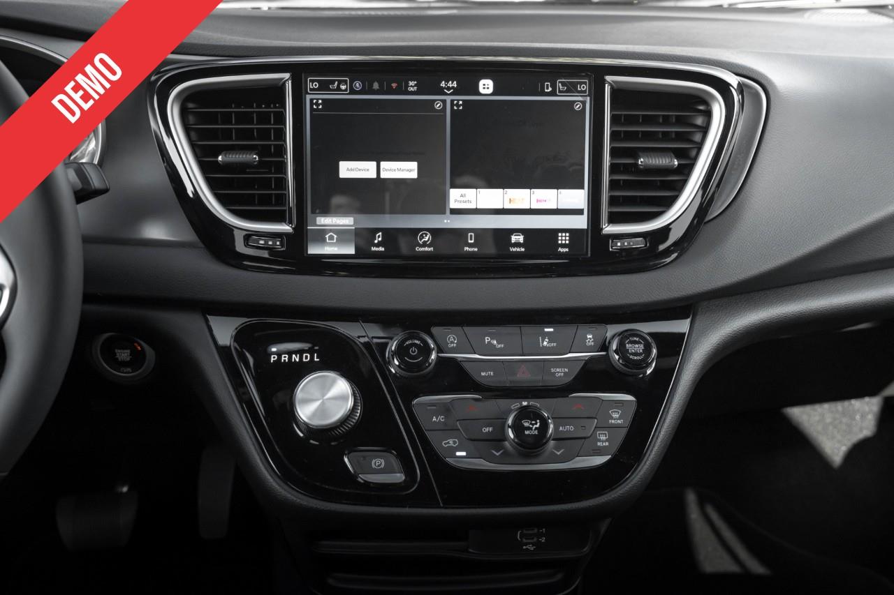 2026 Chrysler Grand Caravan SXT LC3064