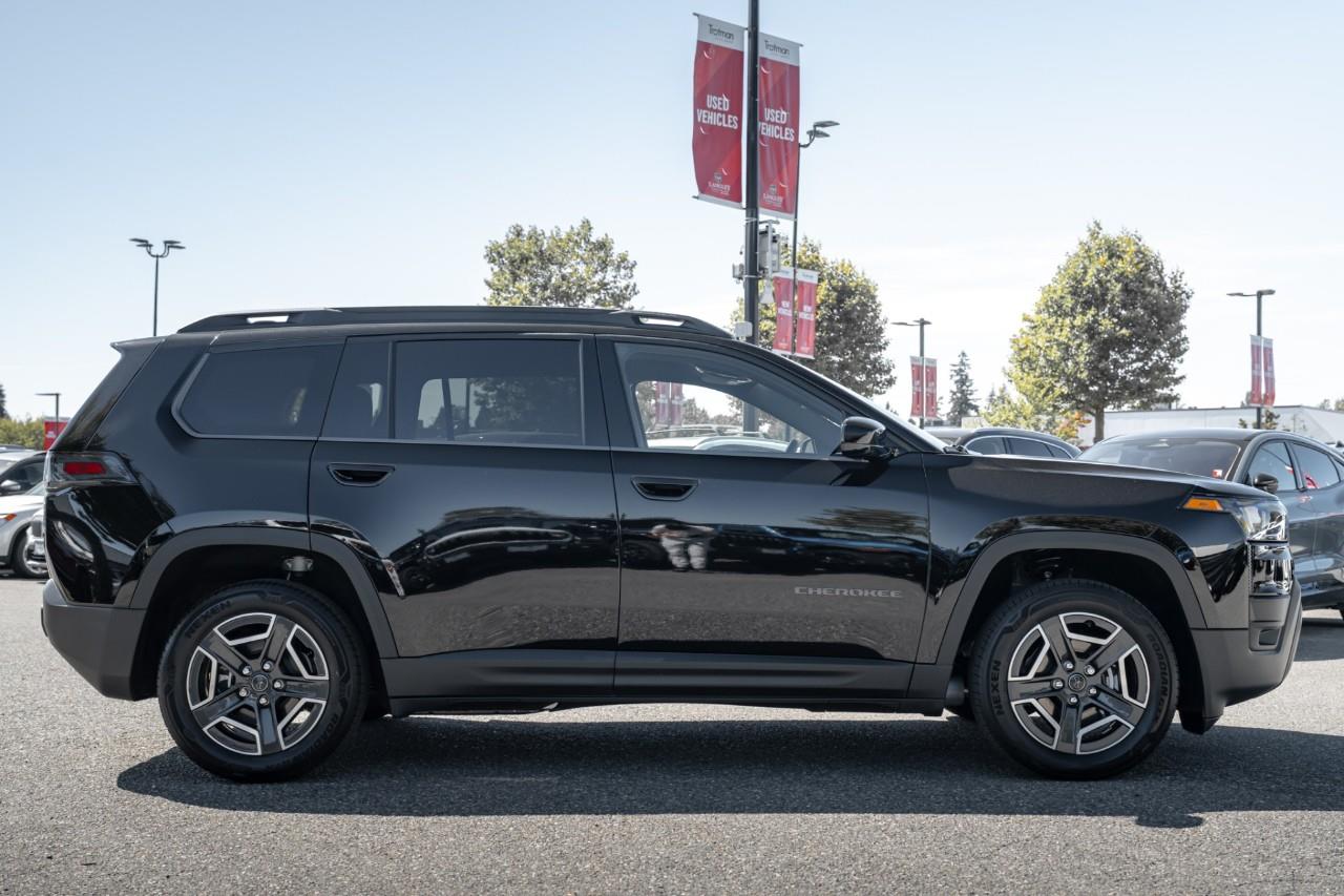 2026 Jeep Cherokee Laredo/Limited T264402A
