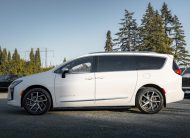 2027 Chrysler Pacifica Pinnacle V588851