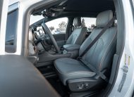 2027 Chrysler Pacifica Pinnacle V588851