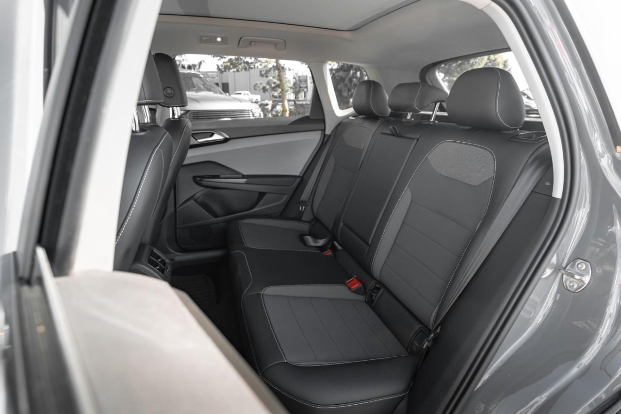 2022 Volkswagen Taos Comfortline LC2982B