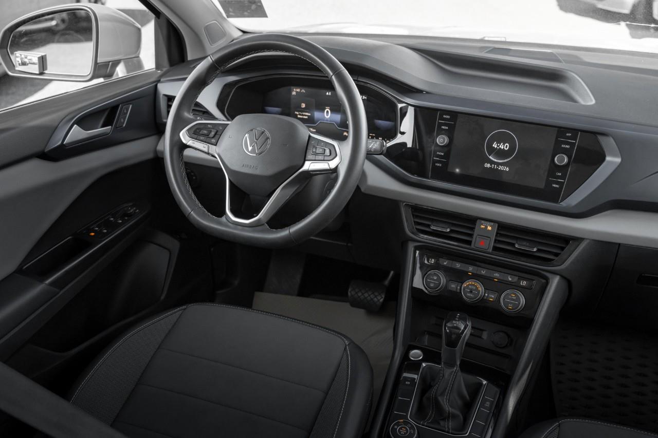 2022 Volkswagen Taos Comfortline LC2982B