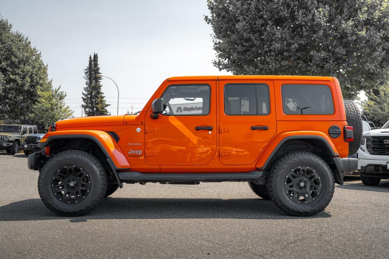2019 Jeep Wrangler Unlimited Sahara LC3055