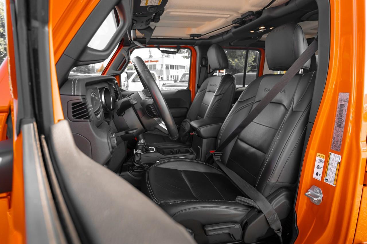 2019 Jeep Wrangler Unlimited Sahara LC3055