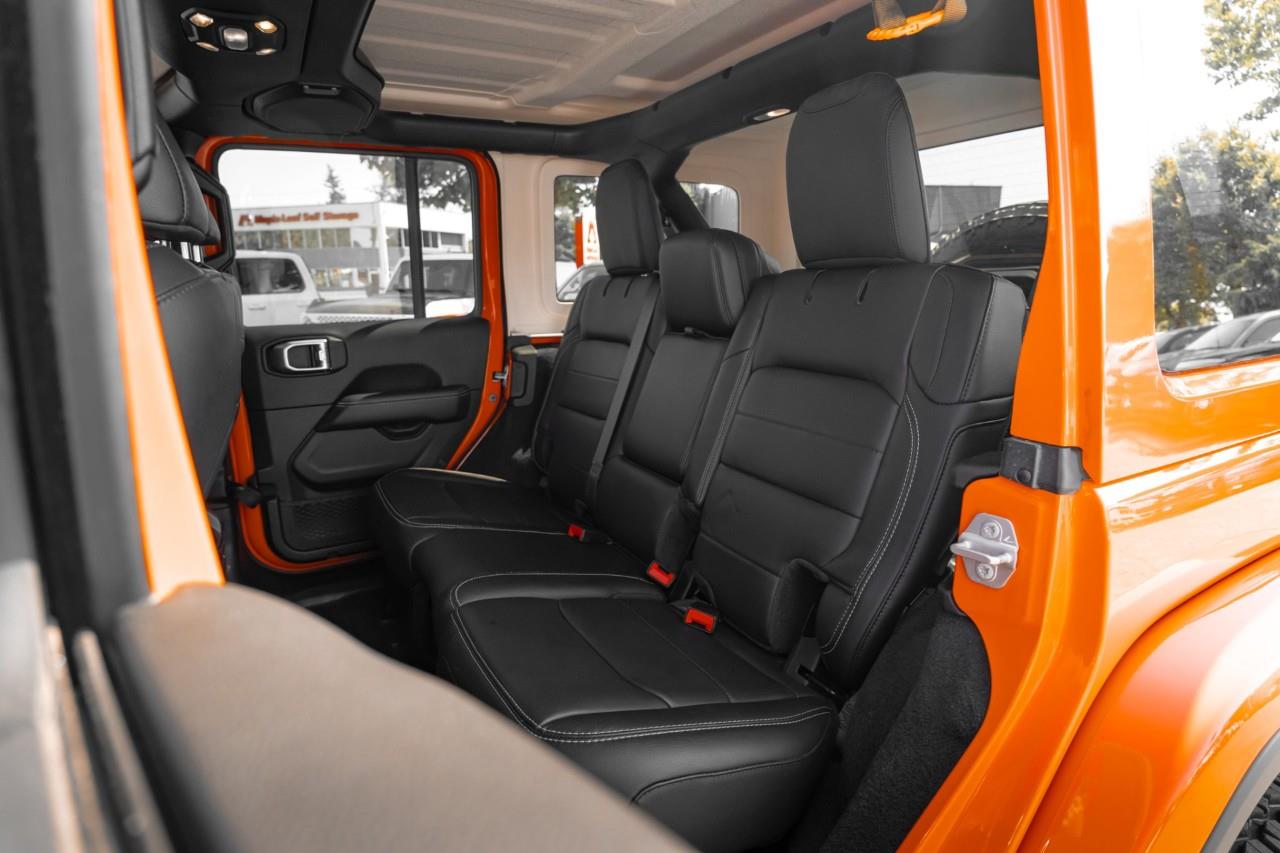 2019 Jeep Wrangler Unlimited Sahara LC3055