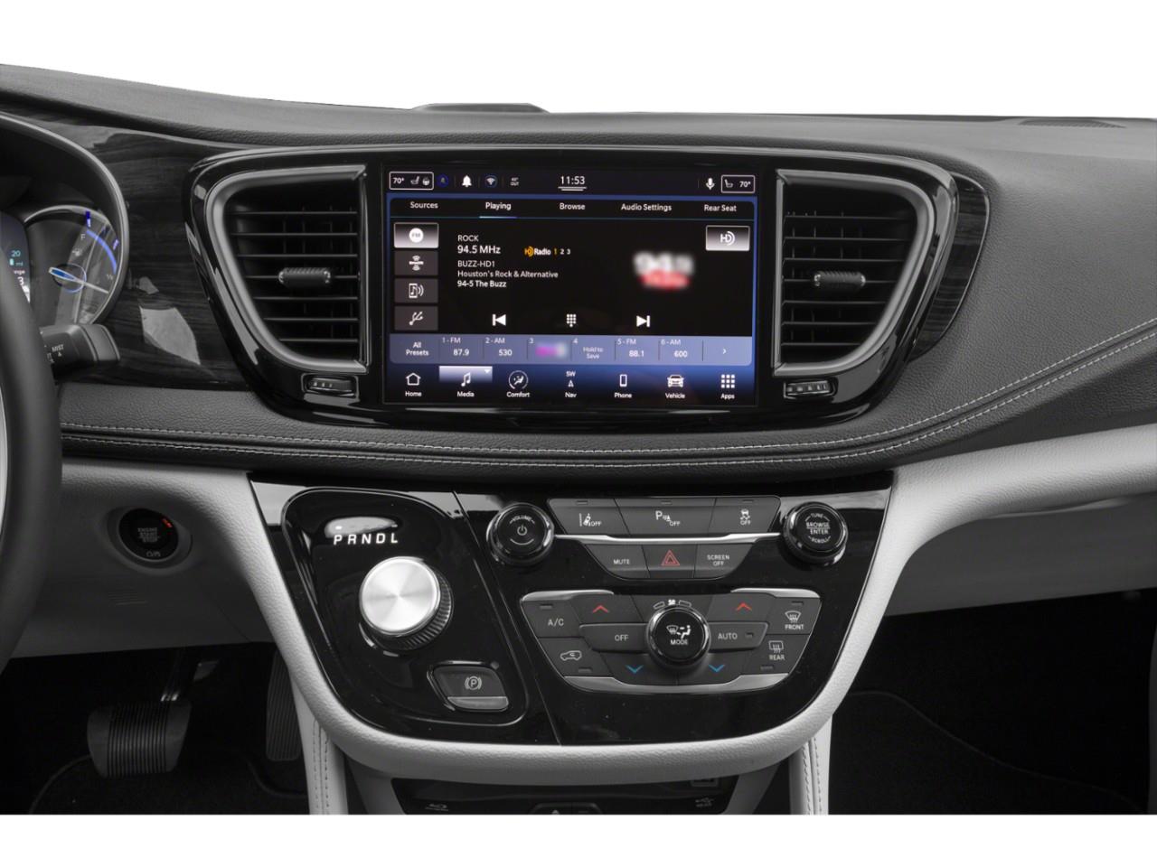 2022 Chrysler Pacifica Hybrid Touring-L LC2475