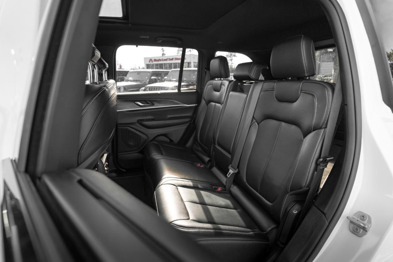 2024 Jeep Grand Cherokee Limited LC3082