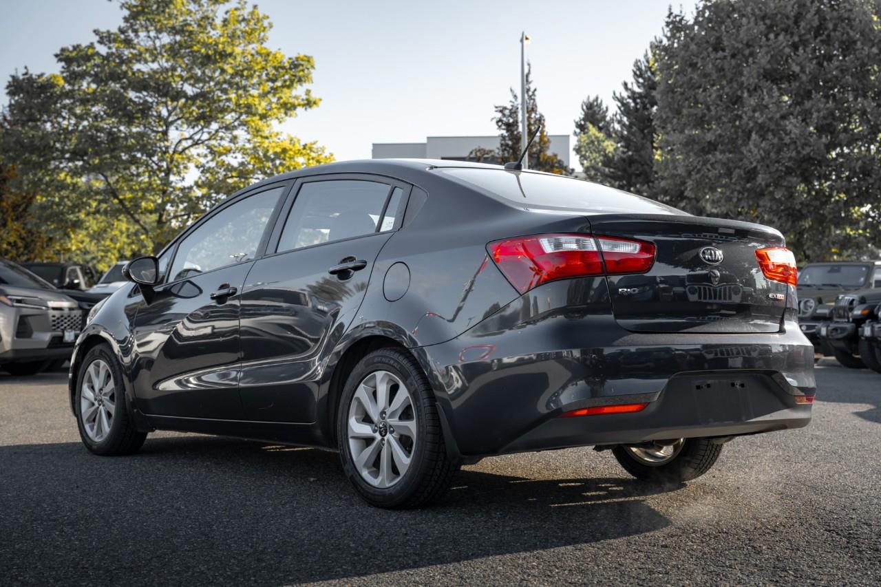 2016 Kia Rio  V555008A