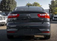 2016 Kia Rio  V555008A