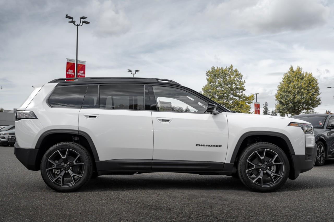 2026 Jeep Cherokee Overland T264407