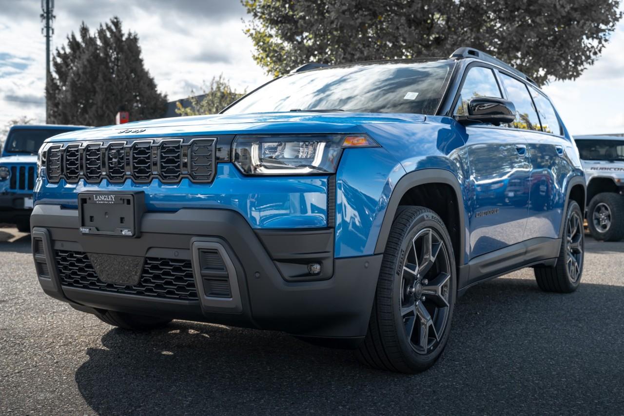 2026 Jeep Cherokee Overland T264408